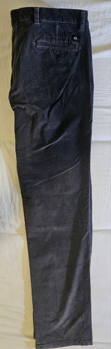 Pantalones de pana grises para hombre