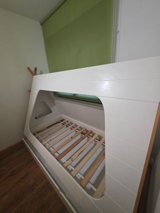 Cama infantil blanca  