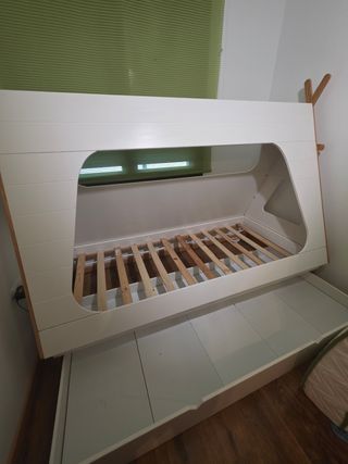 Cama infantil blanca  