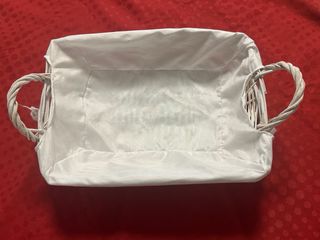 Cesta multiusos de mimbre blanca