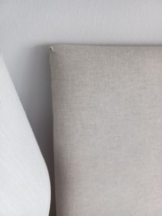 Cabecero de cama tapizado beige algodón