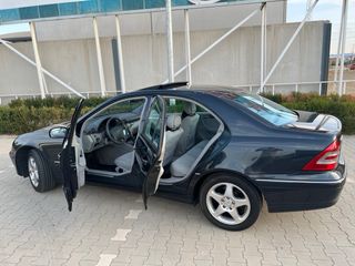 Mercedes-Benz Clase C 220 cdi