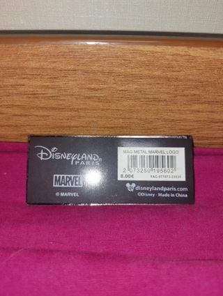 Imán Marvel Disneyland Paris