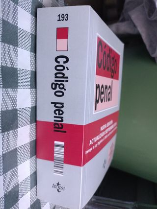 Código Penal: Ley Orgánica 10/1995, de 23 de no...