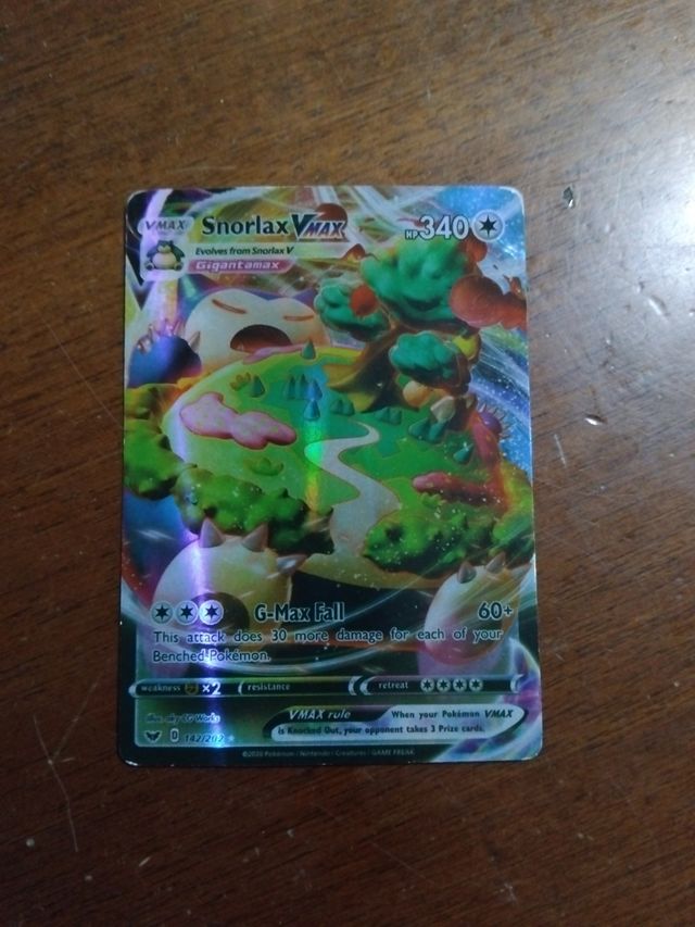 Carta Pokémon Snorlax VMAX 142/202