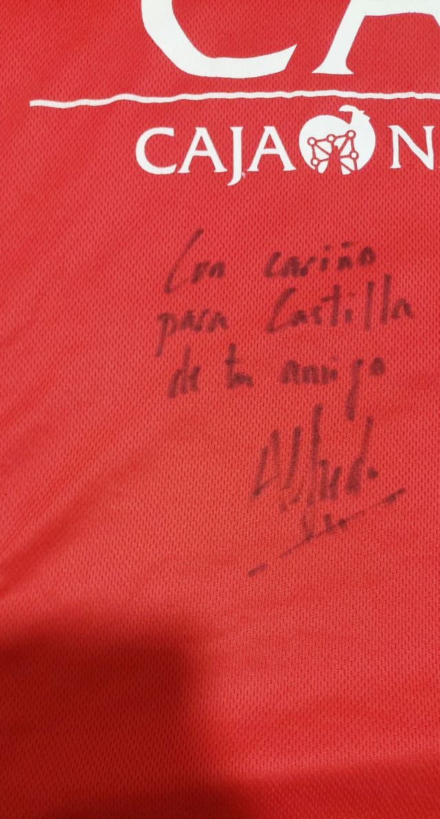 Camiseta CA Osasuna firmada