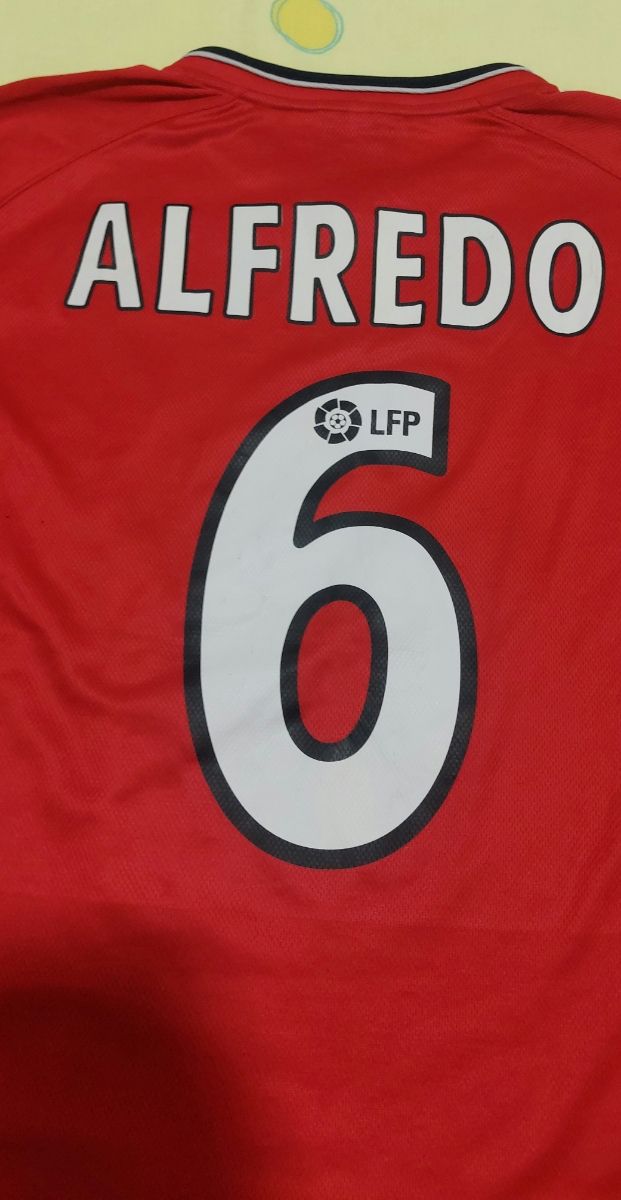 Camiseta CA Osasuna firmada