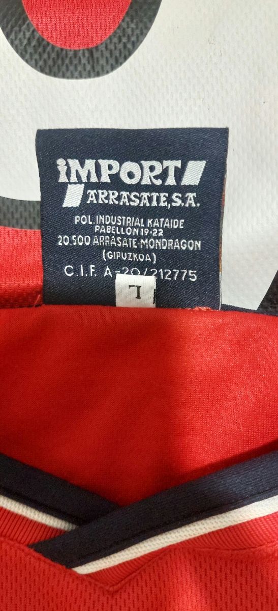 Camiseta CA Osasuna firmada