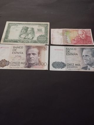 Billetes españoles antiguos: 1000, 2000, 5000, 100