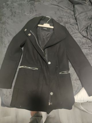 Chaqueta Negra Bershka Talla XS