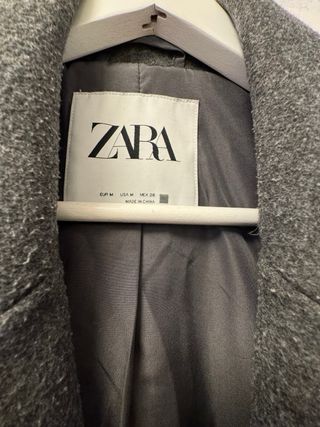 Abrigo oversize gris Zara Talla M
