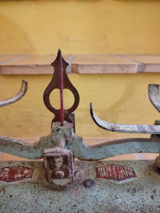 Balanza antigua.