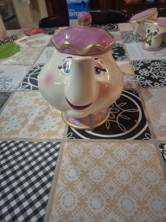 Tetera y Taza Bella y Bestia