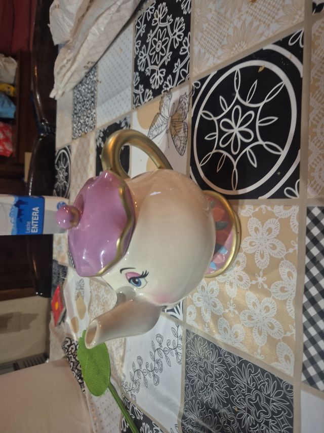 Tetera y Taza Bella y Bestia