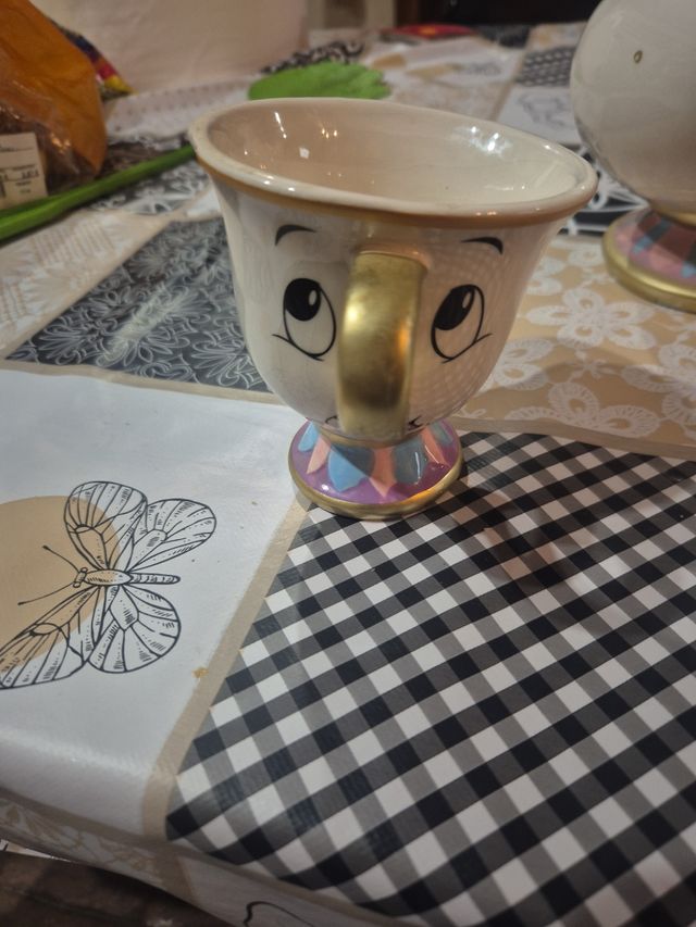 Tetera y Taza Bella y Bestia