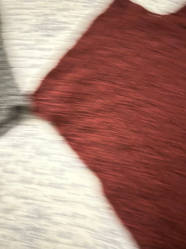 2 Poncho fatti a mano grigio e rosso