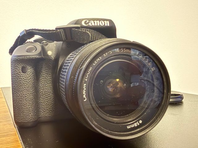 Cámara Réflex Canon EOS 550D