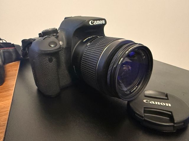 Cámara Réflex Canon EOS 550D
