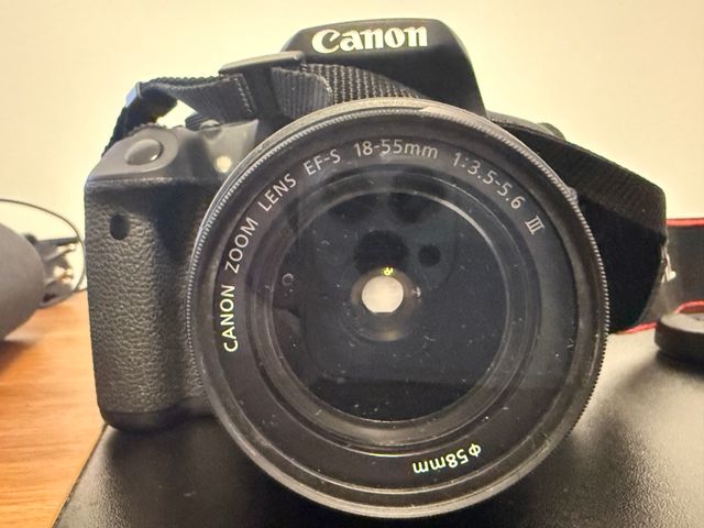 Cámara Réflex Canon EOS 550D