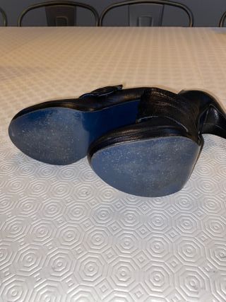 Zapatos de tacón Gino Vaello negros