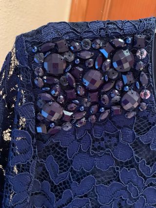 Vestido de fiesta azul con lentejuelas