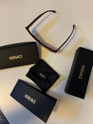 Se venden Gafas Versace