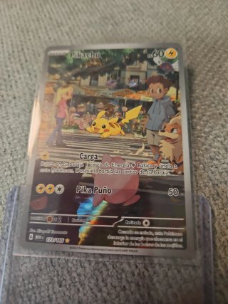 Carta Pokémon Pikachu N°173