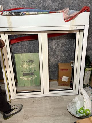 Ventana abatible aluminio 125x120 (sin cristales)