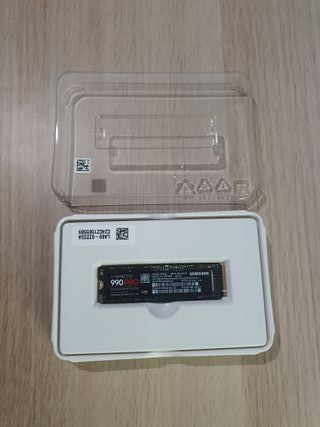 Samsung 990 PRO 4TB NVMe SSD