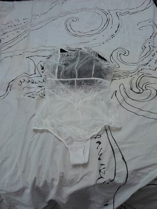 Body de encaje blanco