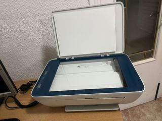 Impresora HP DeskJet 2721 Blanca y Azul