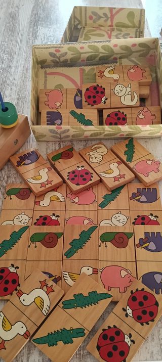 Juegos infantiles madera: dominó, laberinto, yo-yo