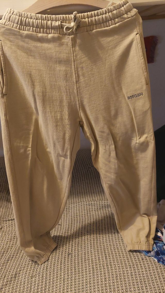 Pantalón beige 300GSM