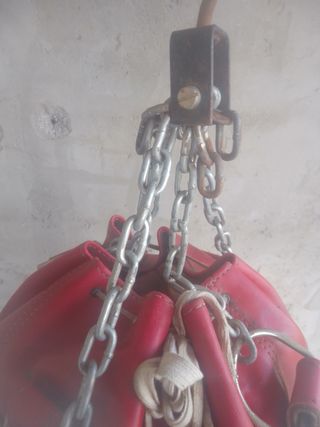 Equipo Boxeo: Guantes boxeo ,Casco ,Saco de piel 