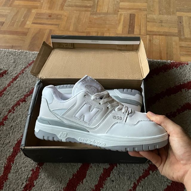 New Balance 550 Talla 43 Gris Blanco