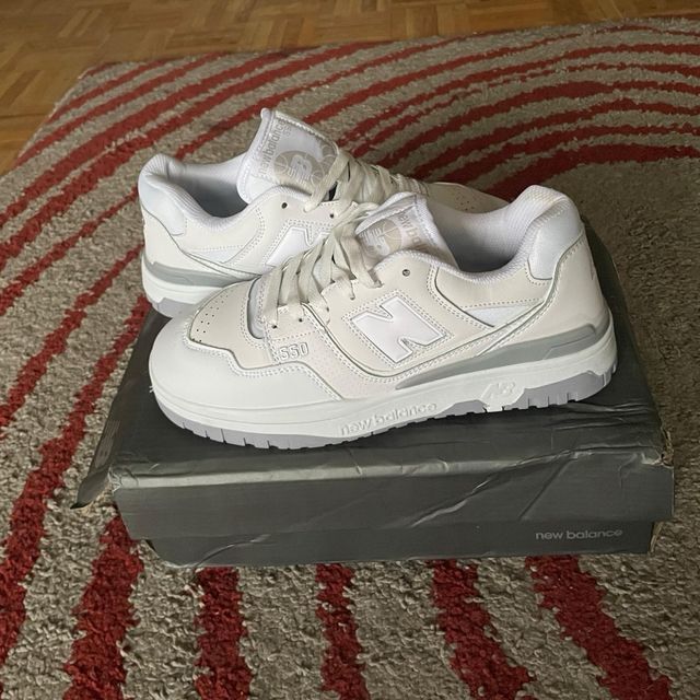 New Balance 550 Talla 43 Gris Blanco