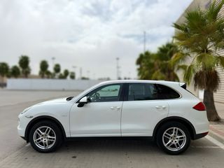 Porsche Cayenne 2013