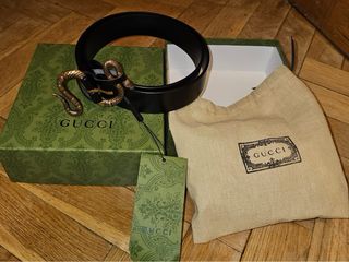 Cinturón Gucci Negro Serpiente Hebilla Dorada
