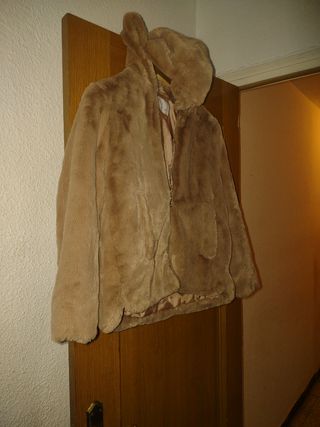 Abrigo Zara Marrón Peludo