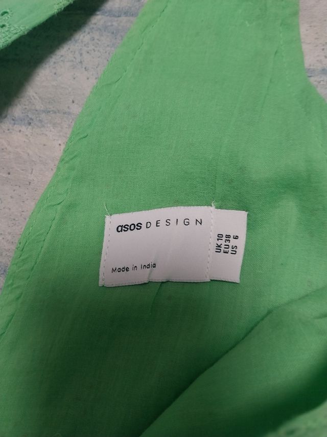 Mono verde talla 38