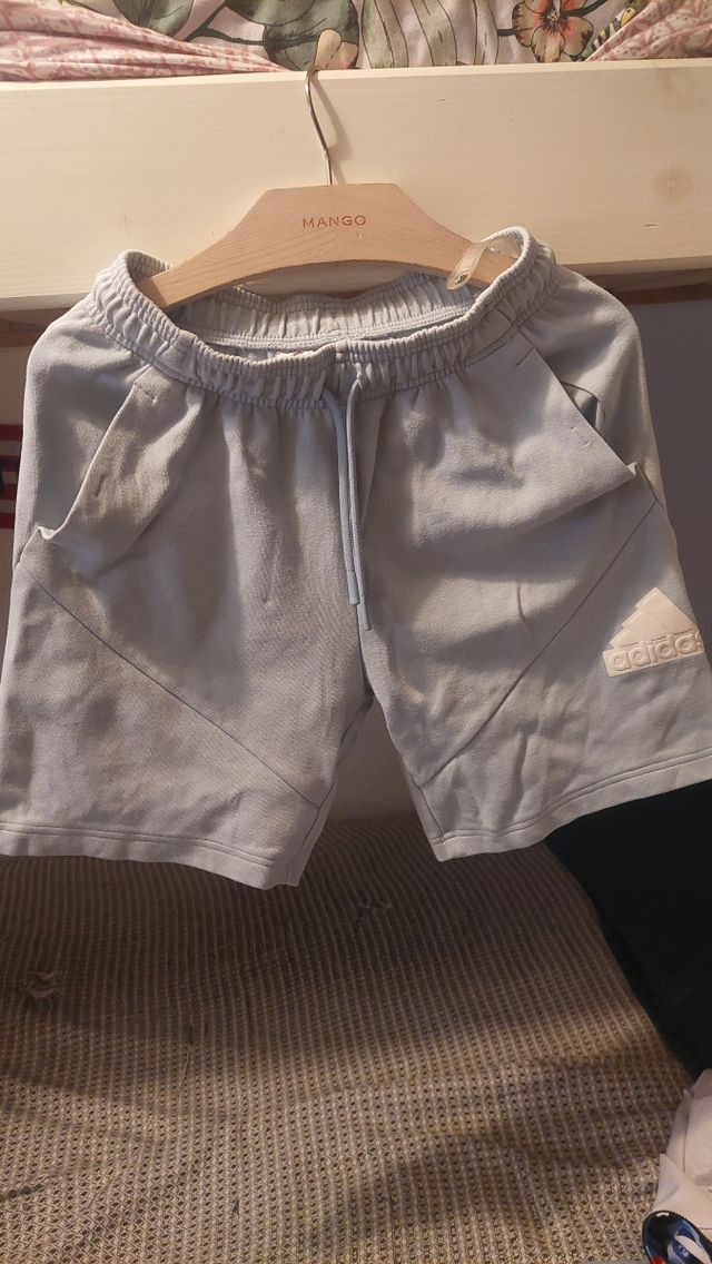 Pantalones cortos Adidas grises