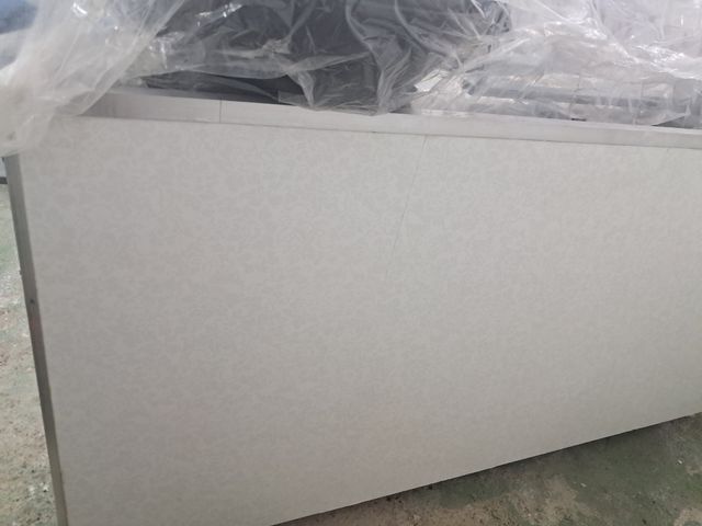 Mesa de acero inoxidable