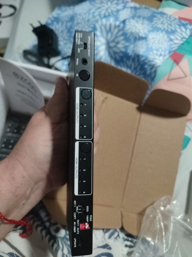 Matriz HDMI 4x2 4K 60Hz HDR Dolby Vision