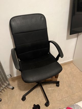 Silla de escritorio negra