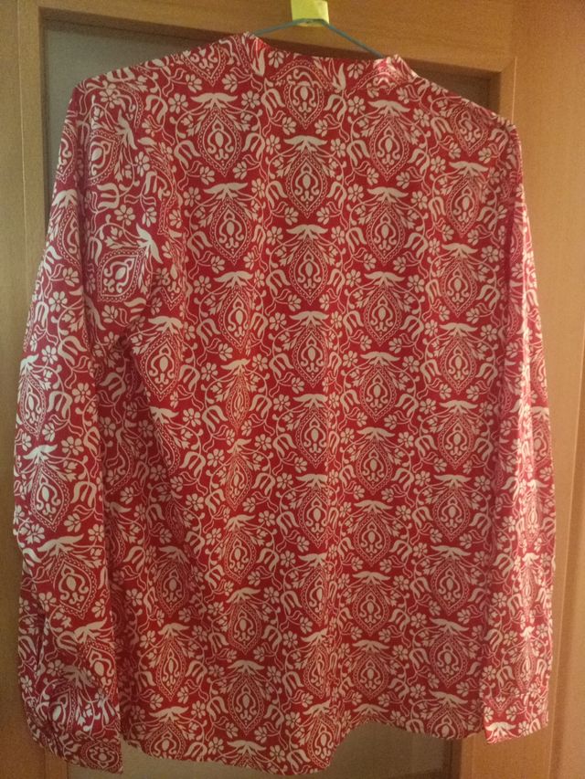 Blusa Venca roja estampada M - L (¡mirar medidas!)