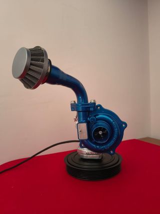 Lampada con turbina blu