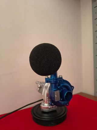 Lampada con turbina blu