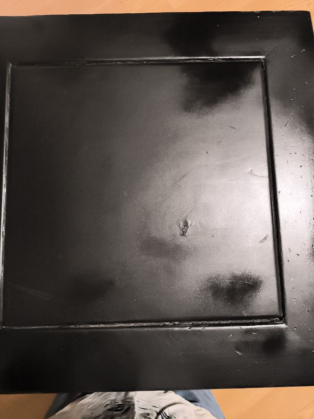 Mesa auxiliar de madera y ratán diseño oriental