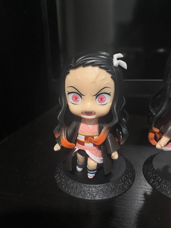 figuras kimetsu no yaiba nezuko kamado (dos)