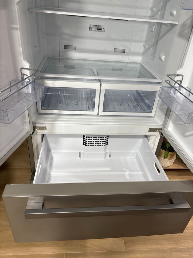 Frigorífico Americano Beko Gris.